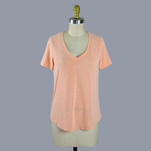 ATHLETA BREEZY SCOOP V TEE IN SIMPLY PEACH
